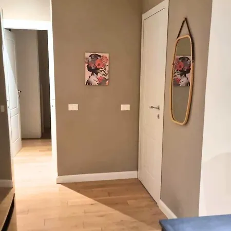 Apartment Queen Expo *